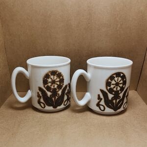 Floral Design White Ceramic Mugs Made In England WP DM